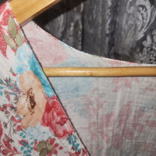 Load image into Gallery viewer, Plus Size Gauze Kimono Cardigan Floral Print