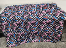 Load image into Gallery viewer, Huggy Wuggy Kissy Missy Double Gauze Blanket 56x58